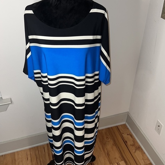 R &‎ K horizontal stripes shift dress black blue ivory short sleeves Sz 3X - Picture 2 of 7